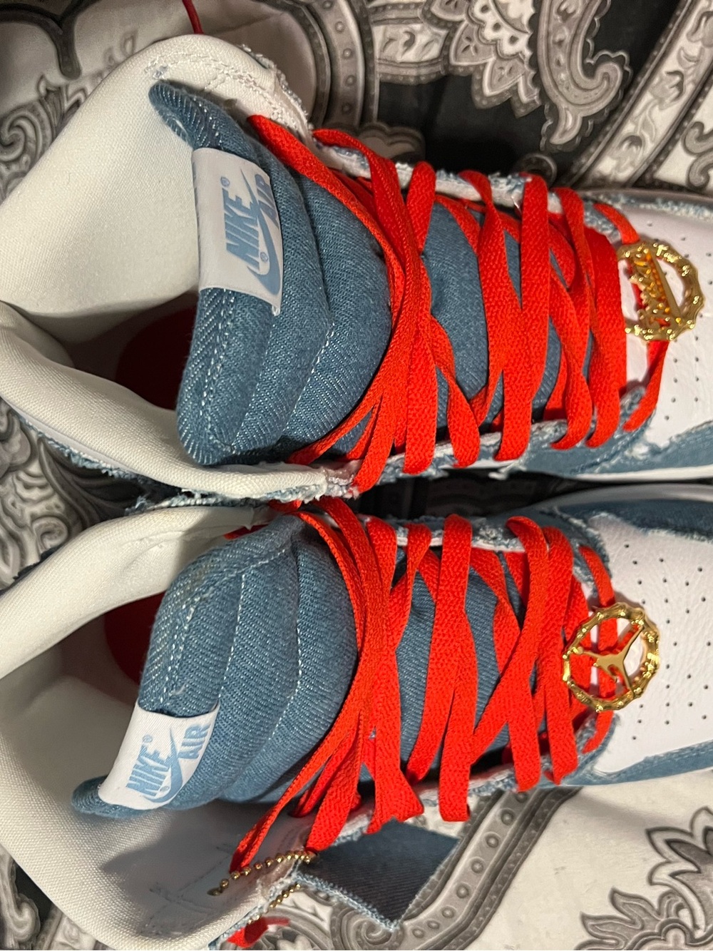Nike Air Jordan 1 Mid Denim Blue White with Red Laces only worn twice no lid box - Picture 3 of 8